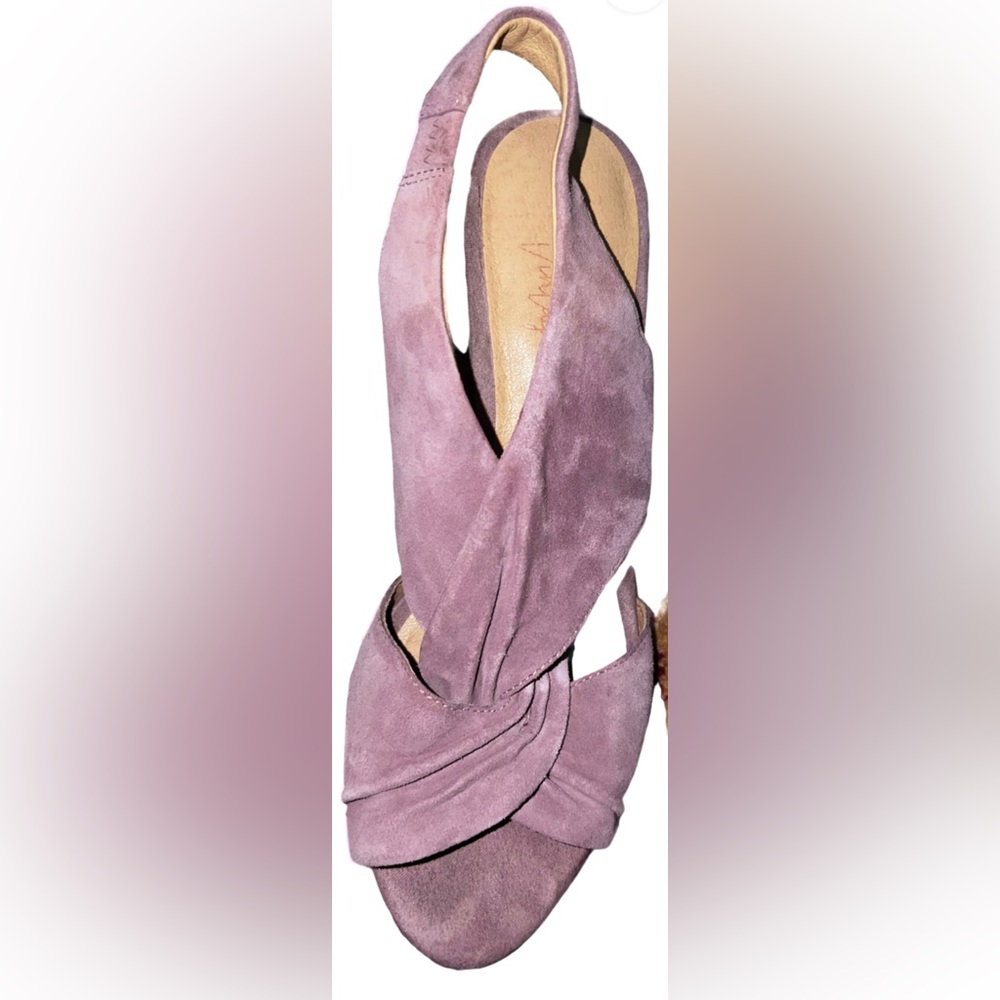Crown Vintage Verdie Suede Leather Heeled Sandal size 8M